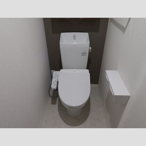 トイレ (温水洗浄暖房便座)