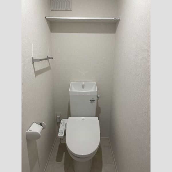 トイレ (温水洗浄暖房便座)