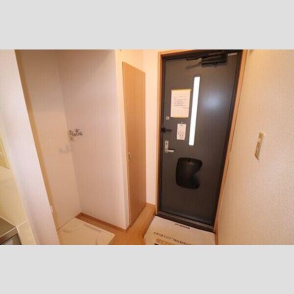 玄関 (102　玄関)