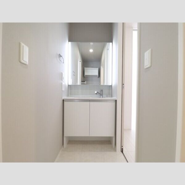 洗面所 (101　洗面所)