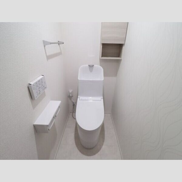 トイレ (106　トイレ)