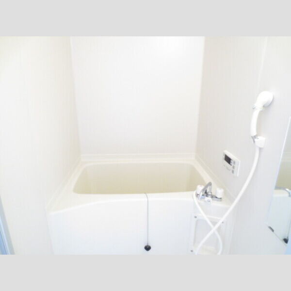 バス (101　浴室)