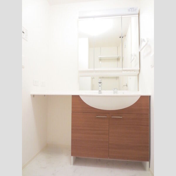 洗面所 (102　洗面台)