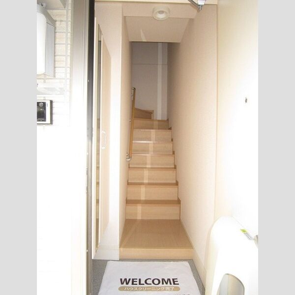 玄関 (202　玄関)