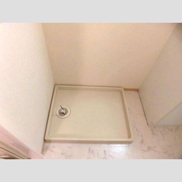その他 (202 洗濯機置き場)