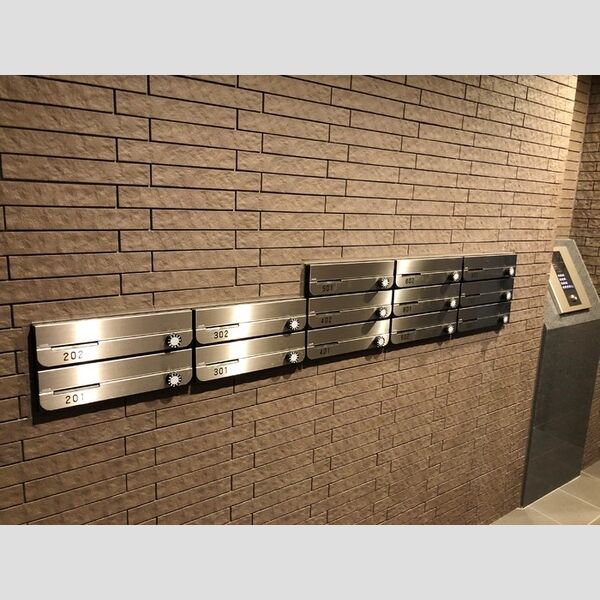 現地周辺 (郵便ポスト)