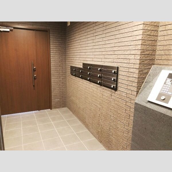 エントランス (エントランス内)