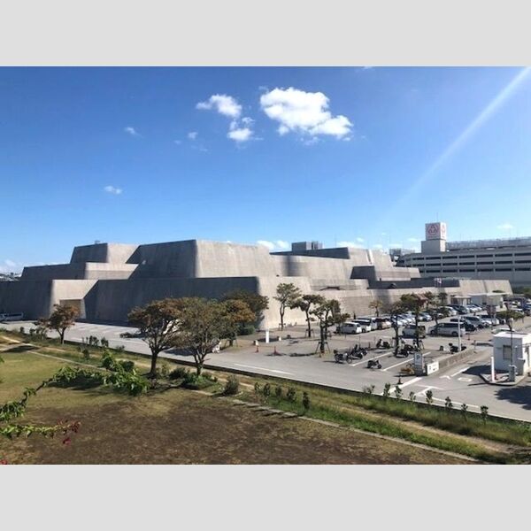 現地周辺 (沖縄県立博物館・美術館まで 800m)