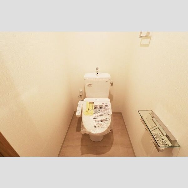 トイレ (505　温水洗浄暖房便座)