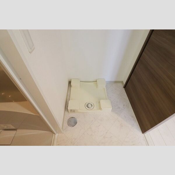 その他 (702　洗濯機置き場)