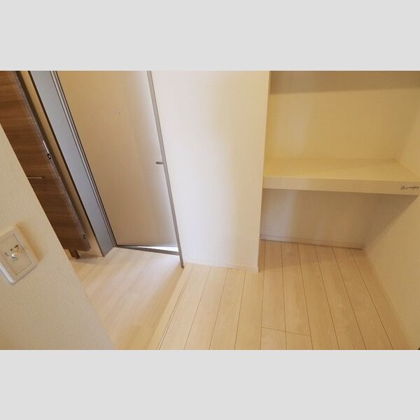 玄関 (702　玄関スペース)