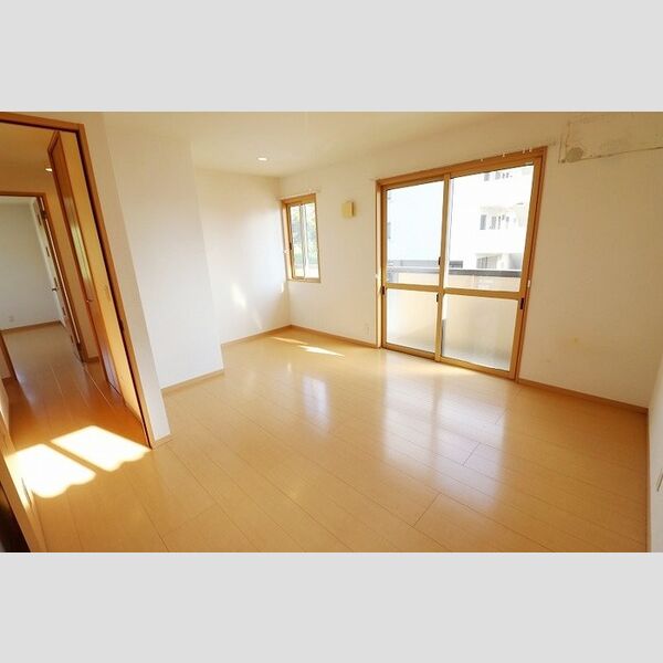 その他 (2F洋室)