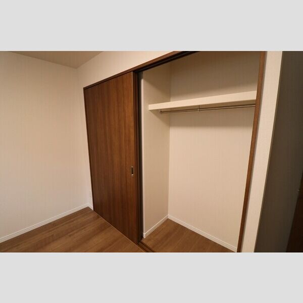 収納 (303クローゼット)