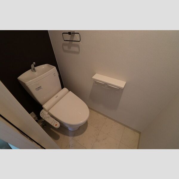 トイレ (904　トイレ)