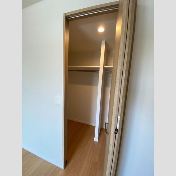 収納 (304　クローゼット)