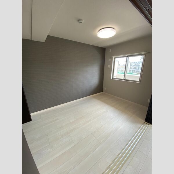 その他 (302　洋室)