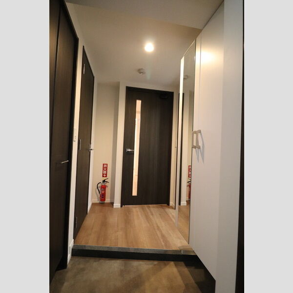 玄関 (405号　玄関)