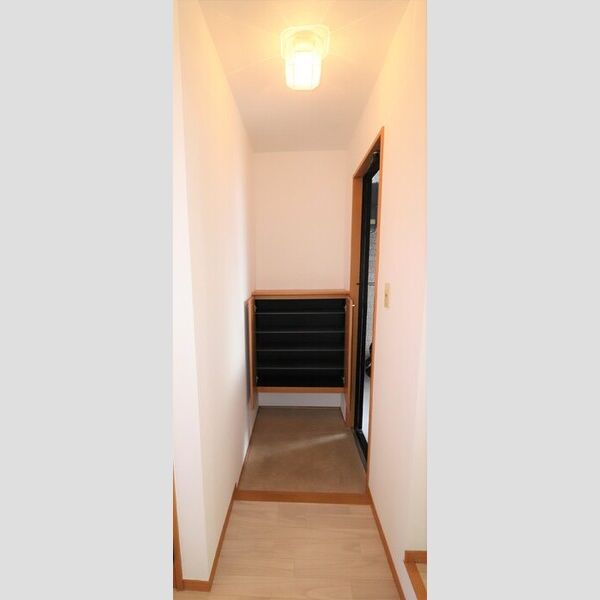 玄関 (シューズボックス)