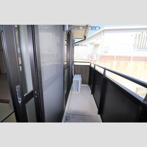 バルコニー・ベランダ (バルコニー)