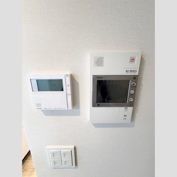 その他設備 (703　モニター付インターホン)