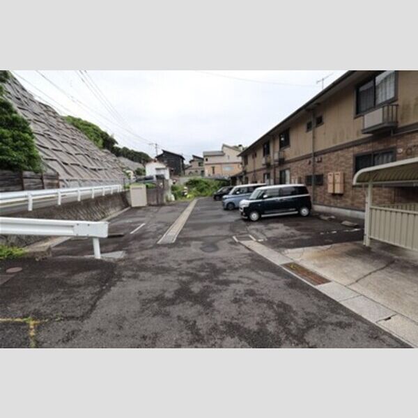 駐車場 (駐車場)