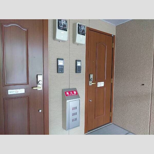 エントランス (205　玄関)