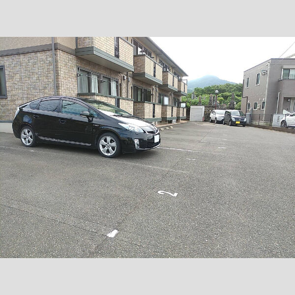 駐車場 (駐車場)