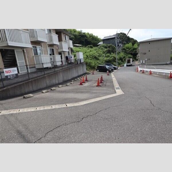 駐車場 (駐車場)