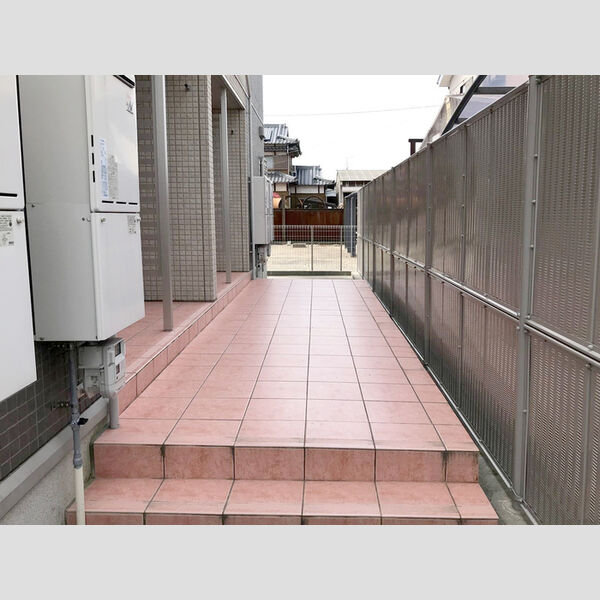 エントランス (エントランス)