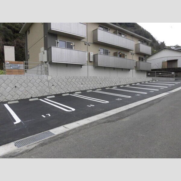 駐車場 (駐車場)