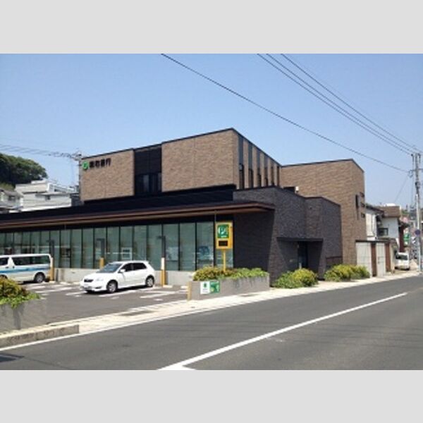 現地周辺 (親和銀行 平戸支店 976m)