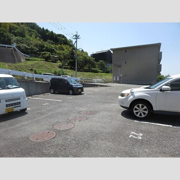 駐車場 (駐車場)