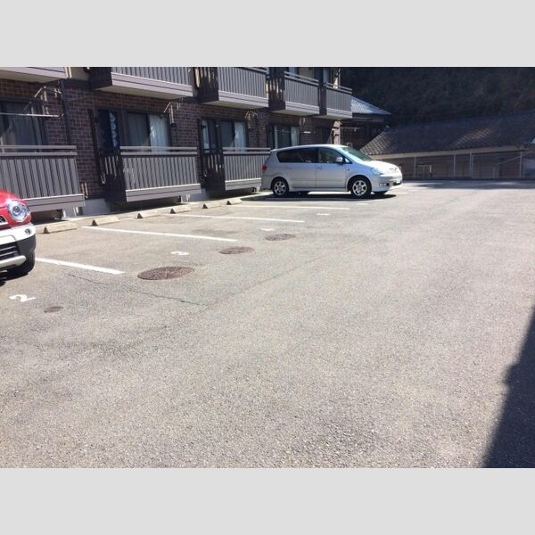 駐車場 (駐車場)