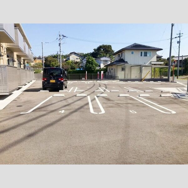 駐車場 (駐車場)