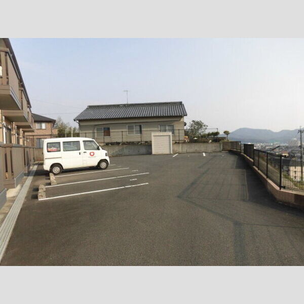 駐車場 (駐車場)