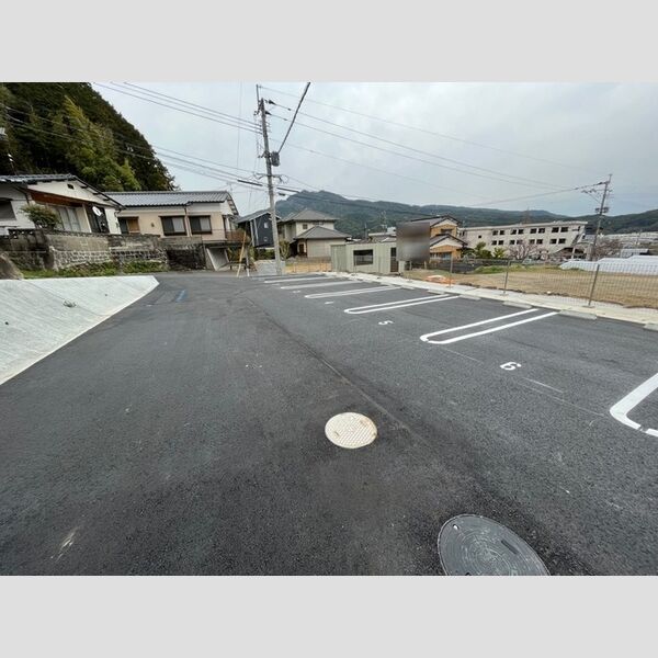 駐車場 (駐車場)