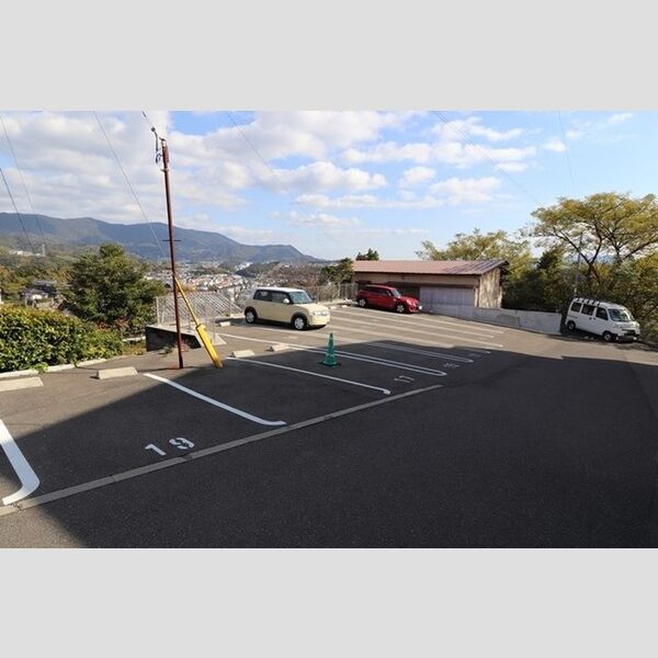 駐車場 (駐車場)