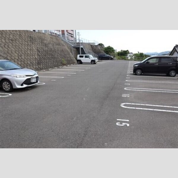 駐車場 (駐車場)