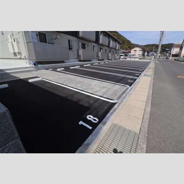 駐車場 (駐車場)