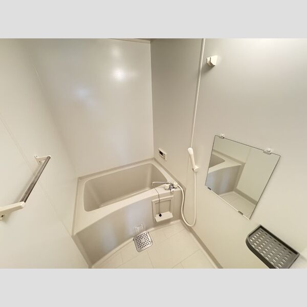 バス (205　バスルーム)