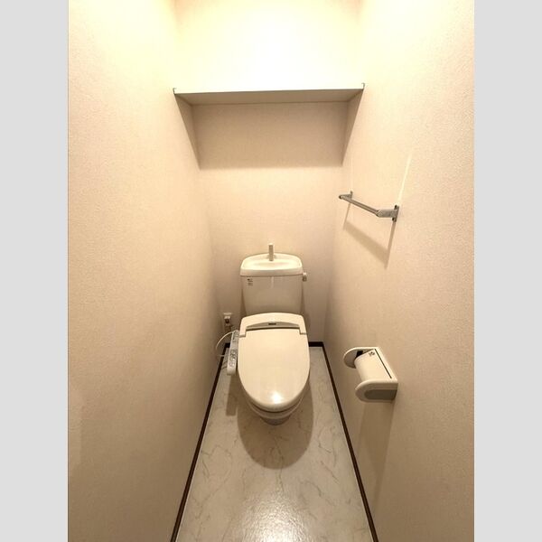 トイレ (205　トイレ(温水洗浄暖房便座))