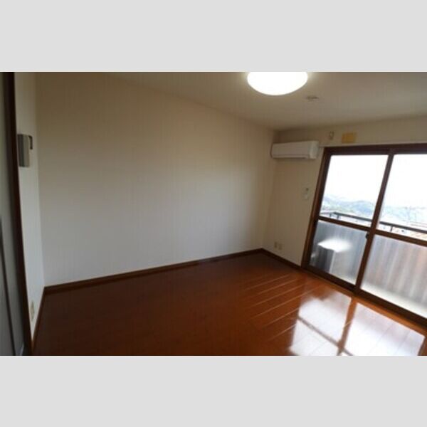 その他 (洋室6帖①)