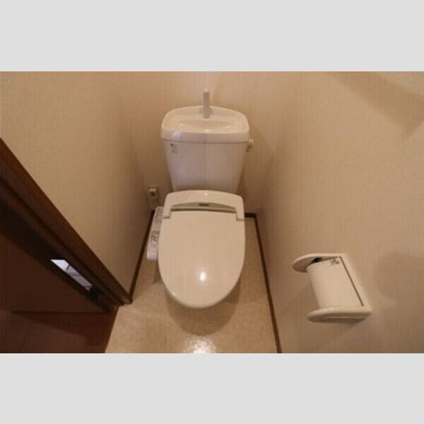 トイレ (温水洗浄暖房便座)