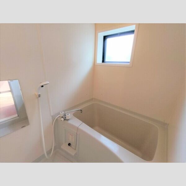 バス (203　浴室)