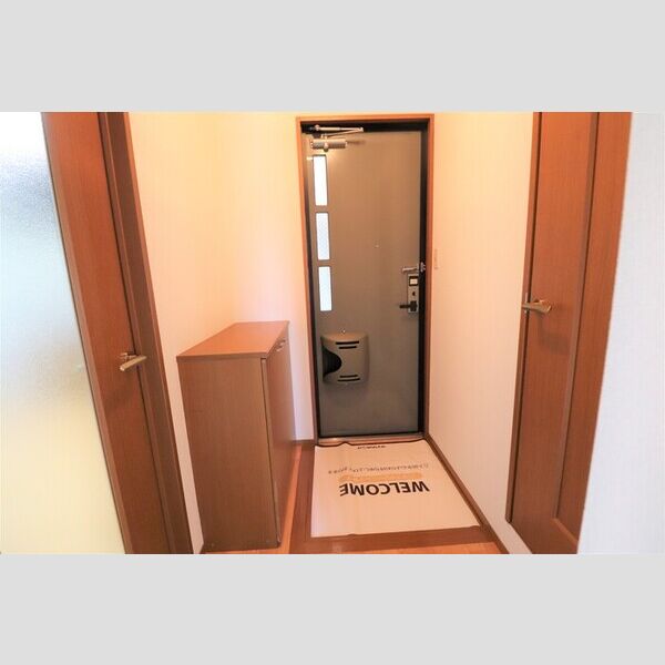 玄関 (A301　玄関)