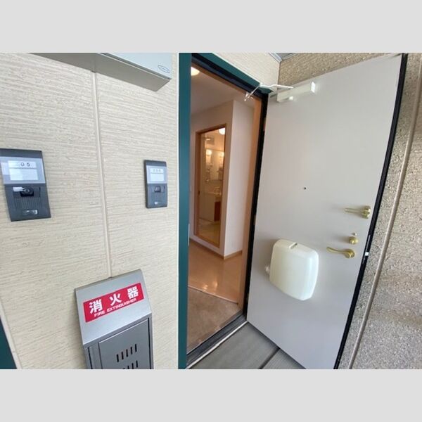 玄関 (セキュリティ)