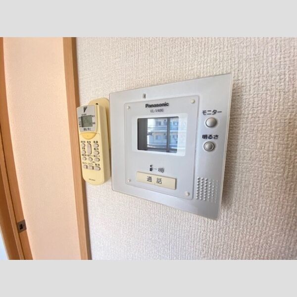 その他設備 (モニターホン)