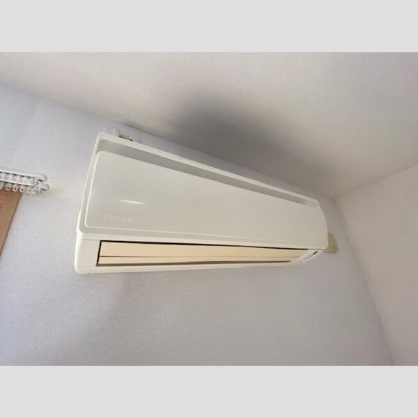 その他設備 (エアコン)