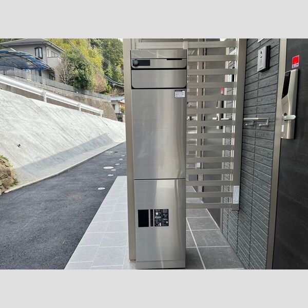 その他 (105　宅配ボックス)