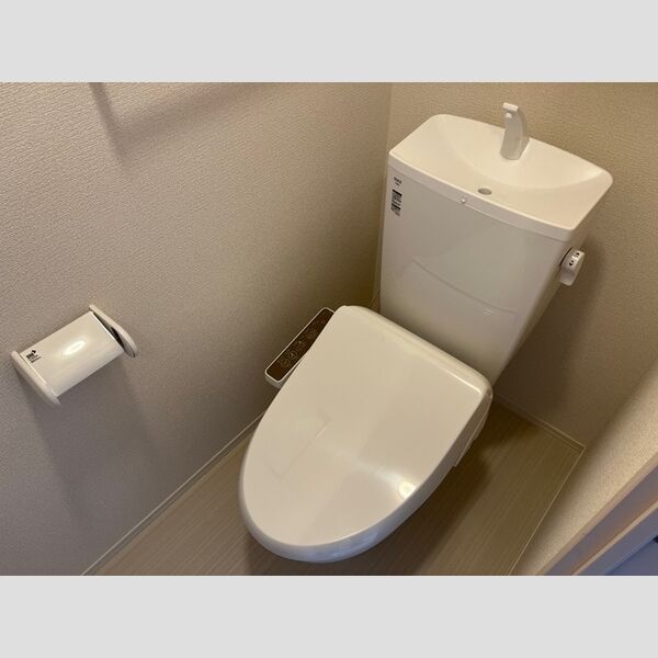 トイレ (105　温水洗浄暖房便座)